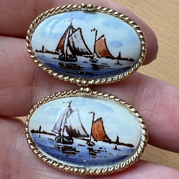 VINTAGE LARGE CERAMIC PAINTING BOATS SAILING NAUTICAL THEME CUFFLINKS UNUSUAL - Picture 11 of 16